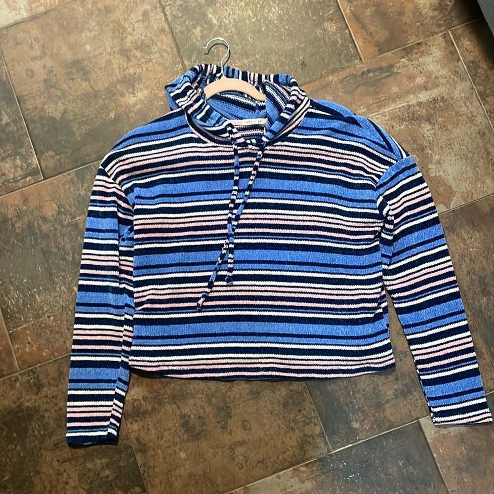 Urbanology striped cropped sweater